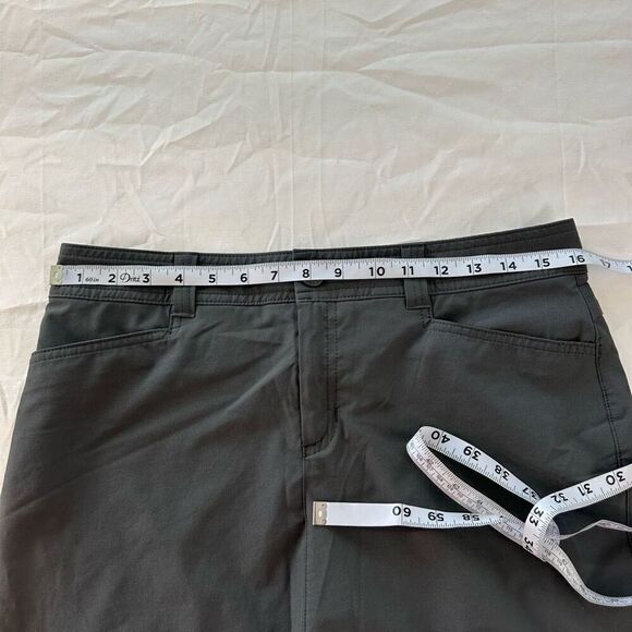 Eddie Bauer Adventurer 2.0 Gray Skort Women’s 6 Outdoor Hiking Utility - Picture 7 of 10